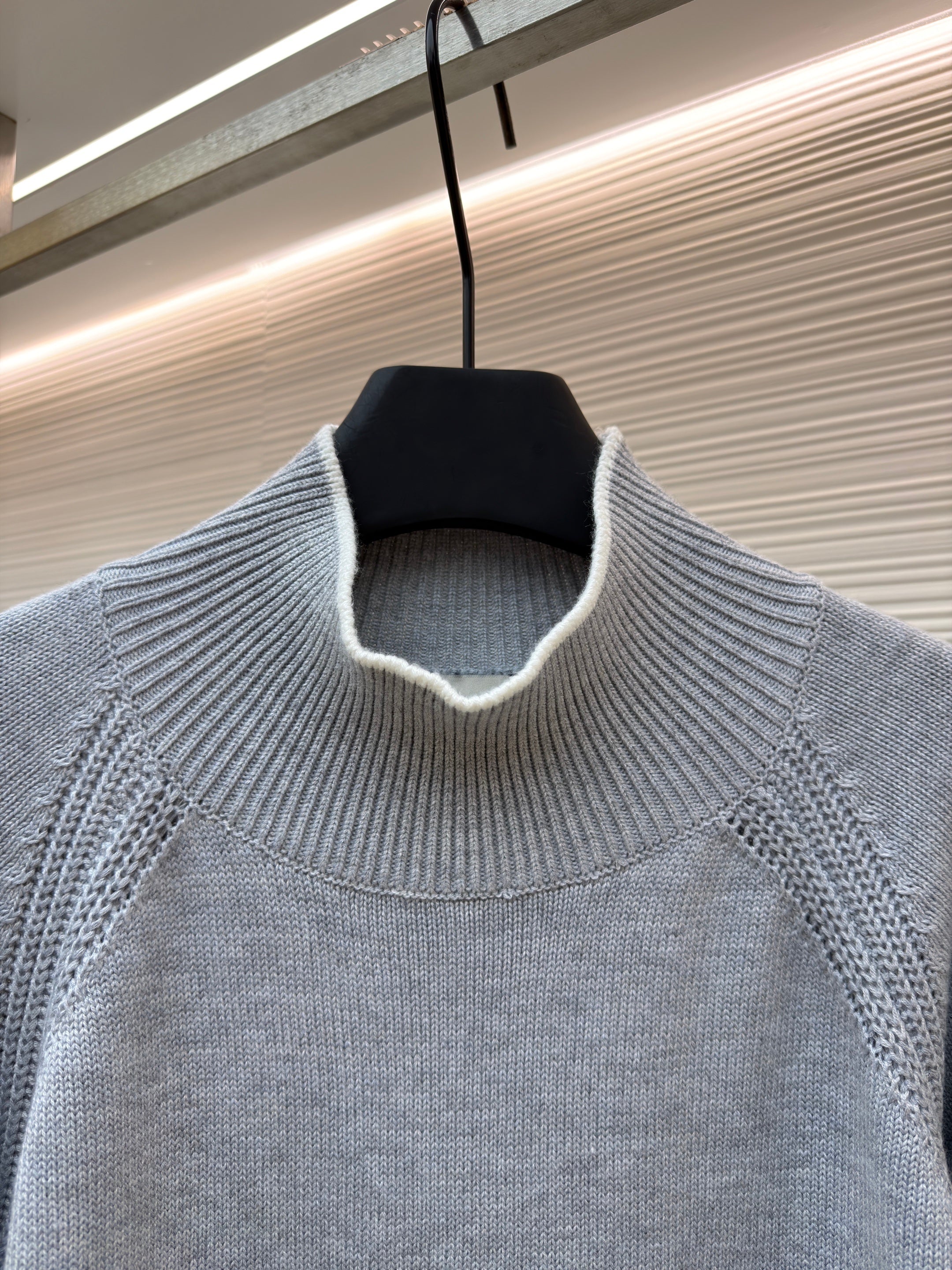 PULL MONCLR GRIS HOMME 10/10
