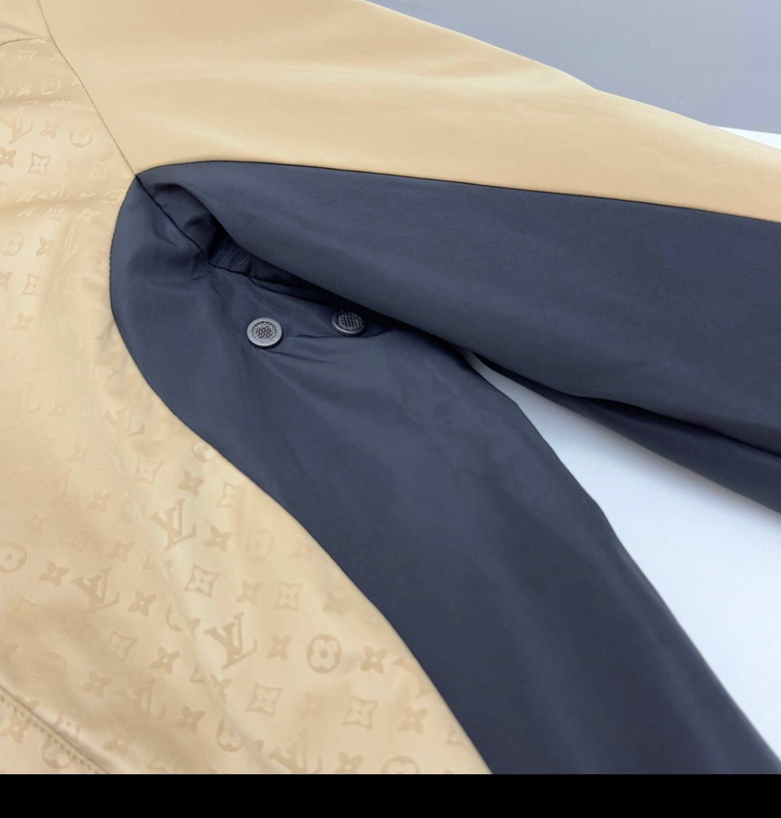 Veste Lv reversible Jacket 10/10 2023