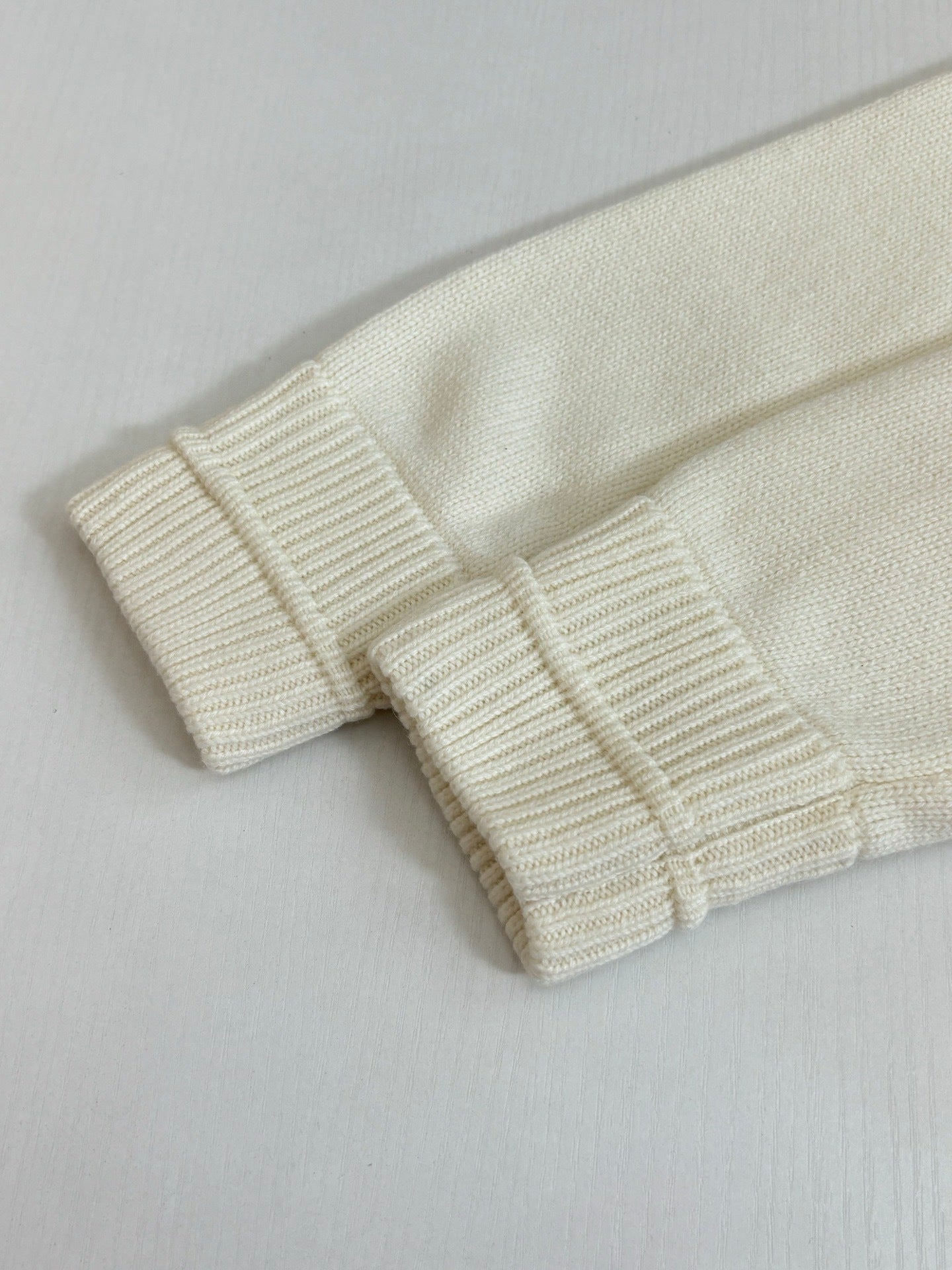 Sweat capuche lv estival en maille 10/10