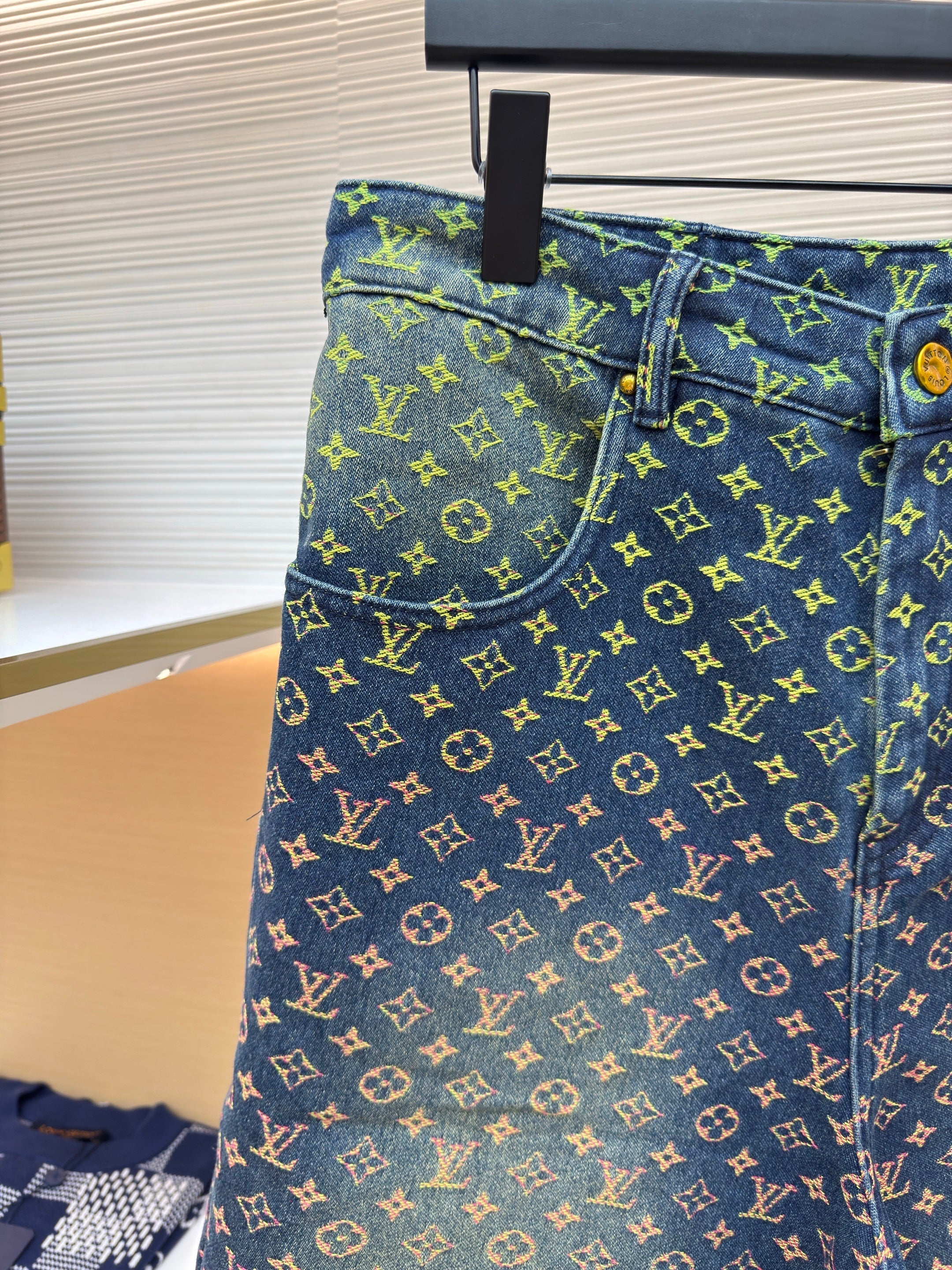 Short en jean Monogram arc-en-ciel Lv  bleu