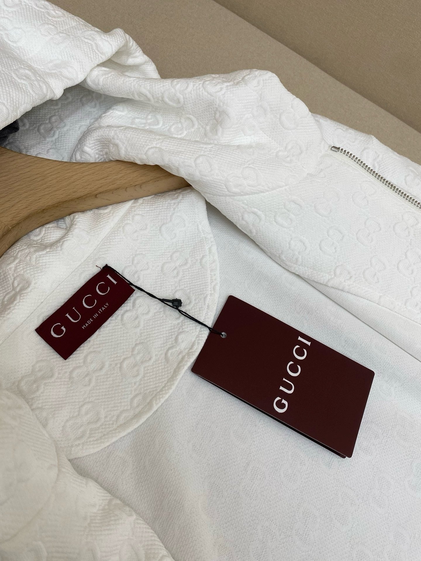 Veste zippée en jersey technique GG en relief
