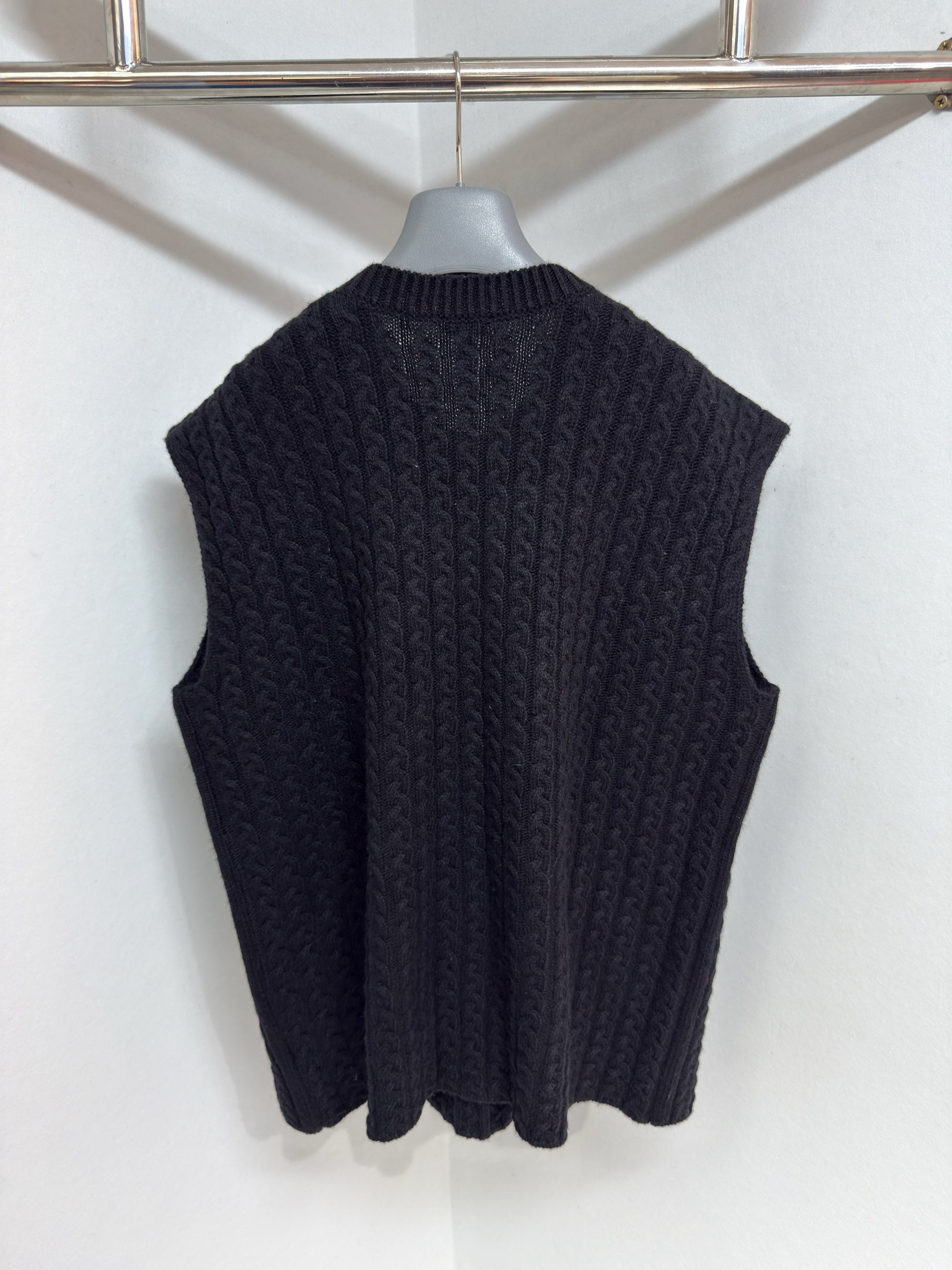 Pull  sans manches en laine LOEW
