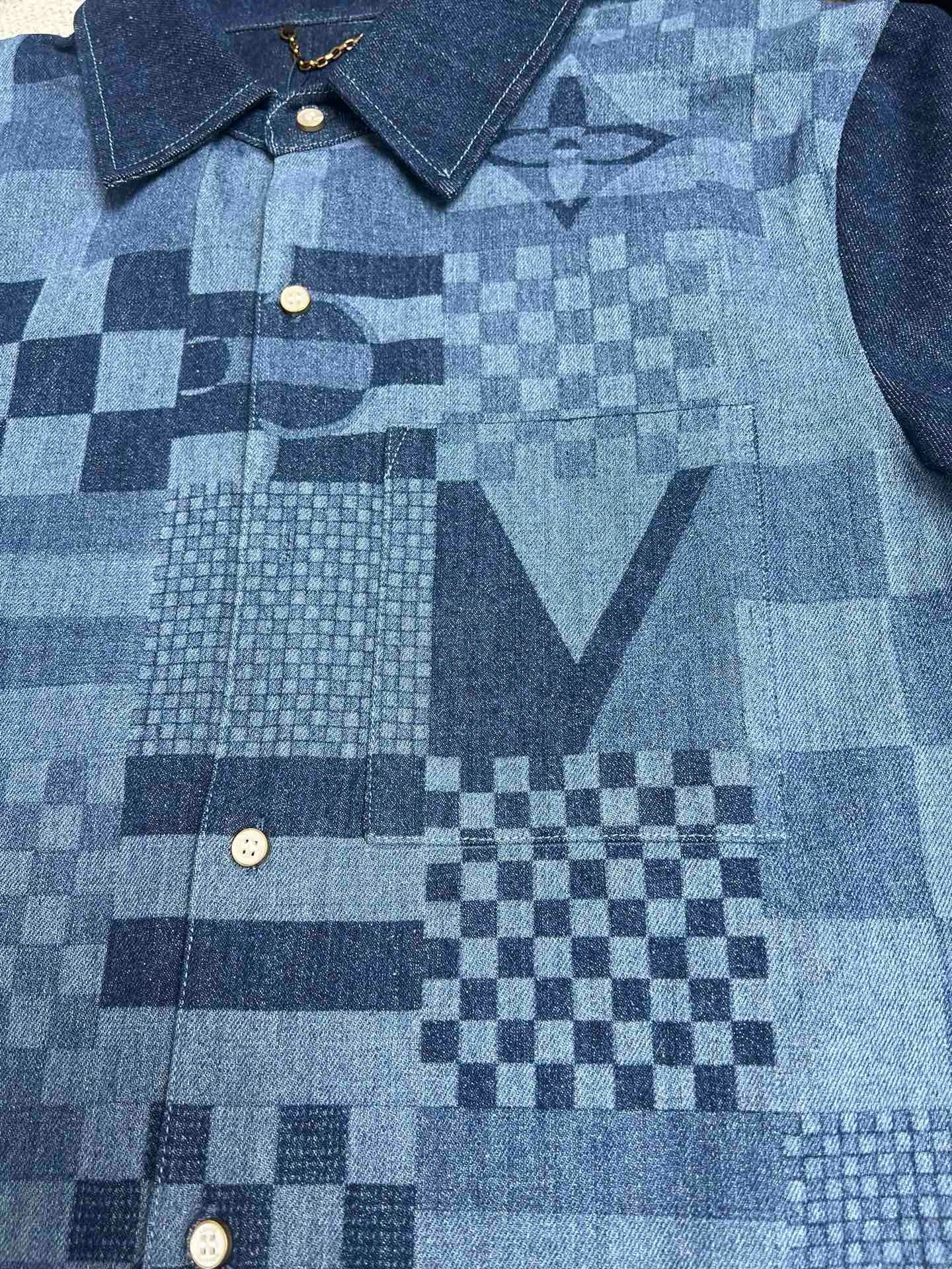 Chemise lv  manches courtes imprimée en denim