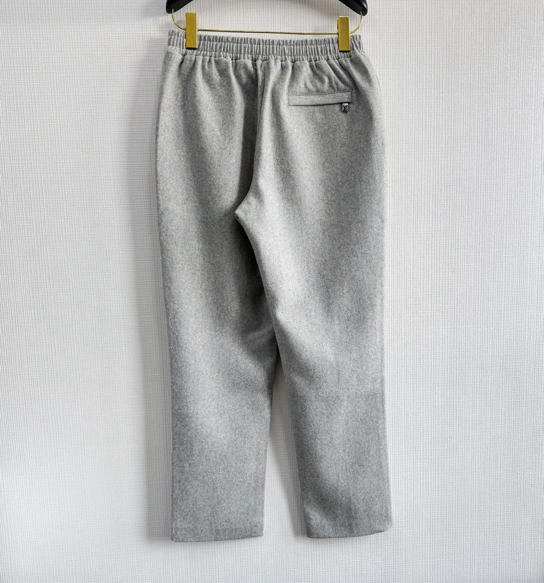 Pantalon sportswear habillé en laine technique