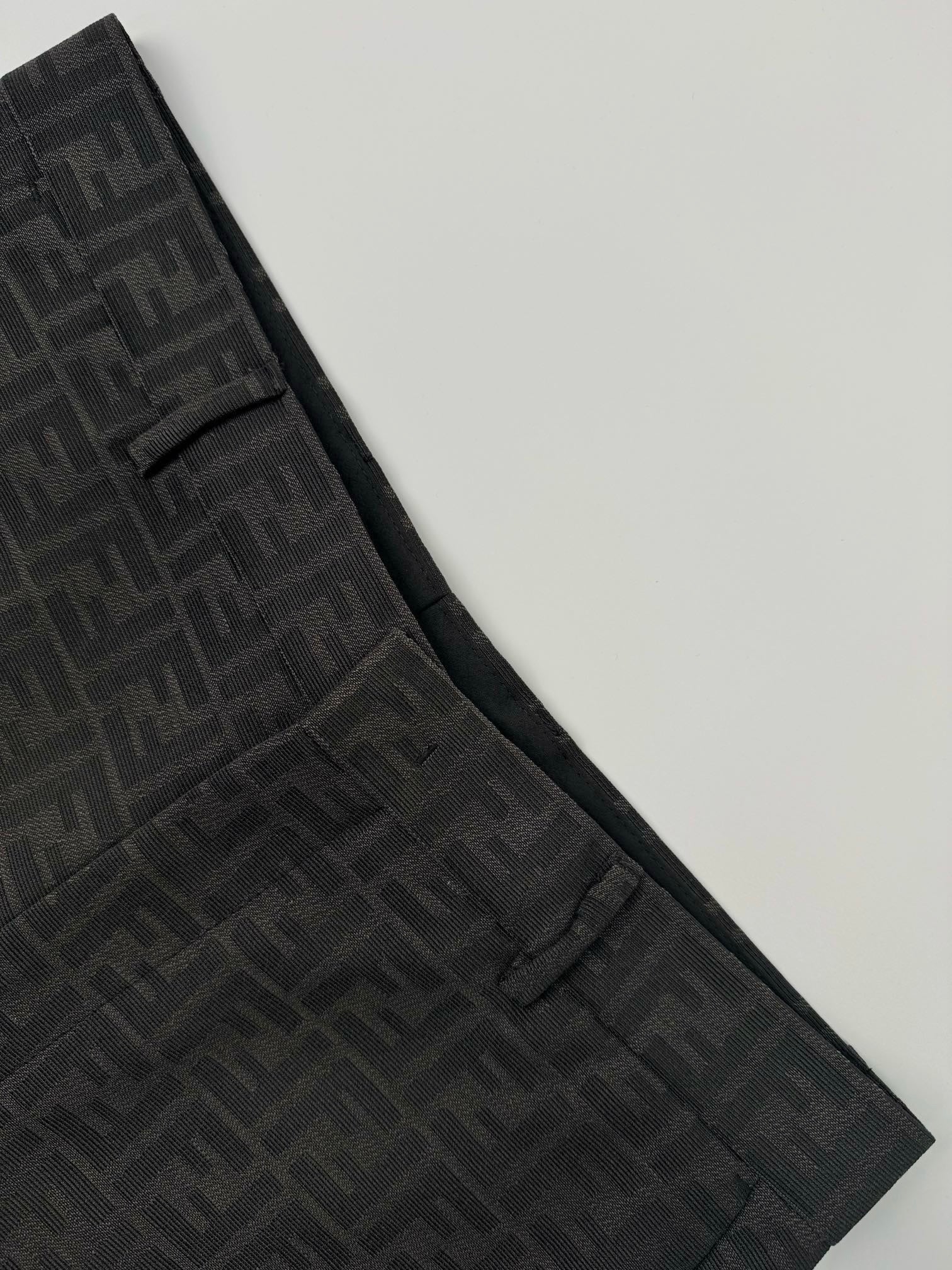 Black Bermuda FF