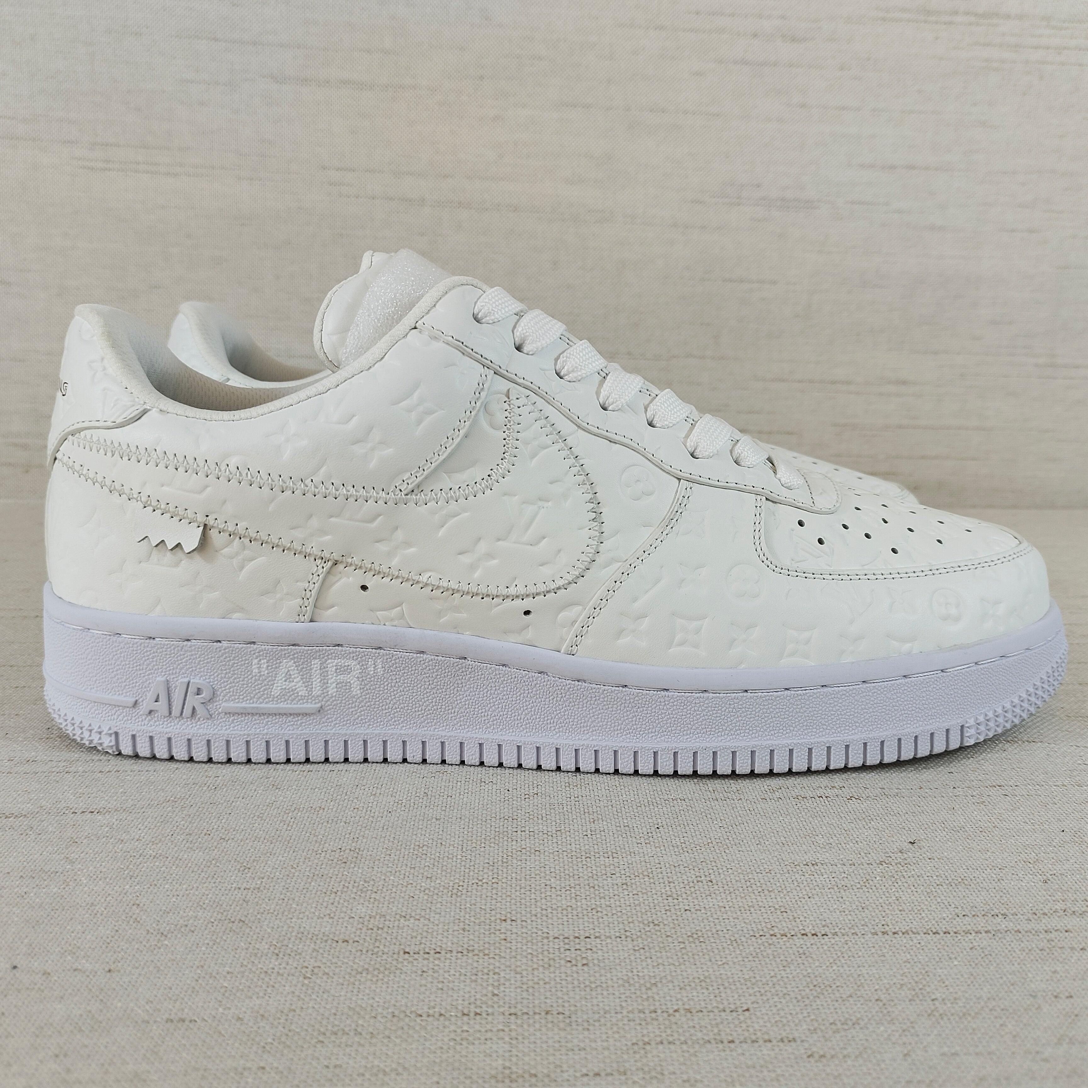 Af1 x Lv Full white Catégorie A
