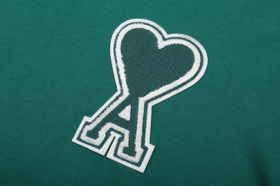 T-shirt vert à logo ami de cœur