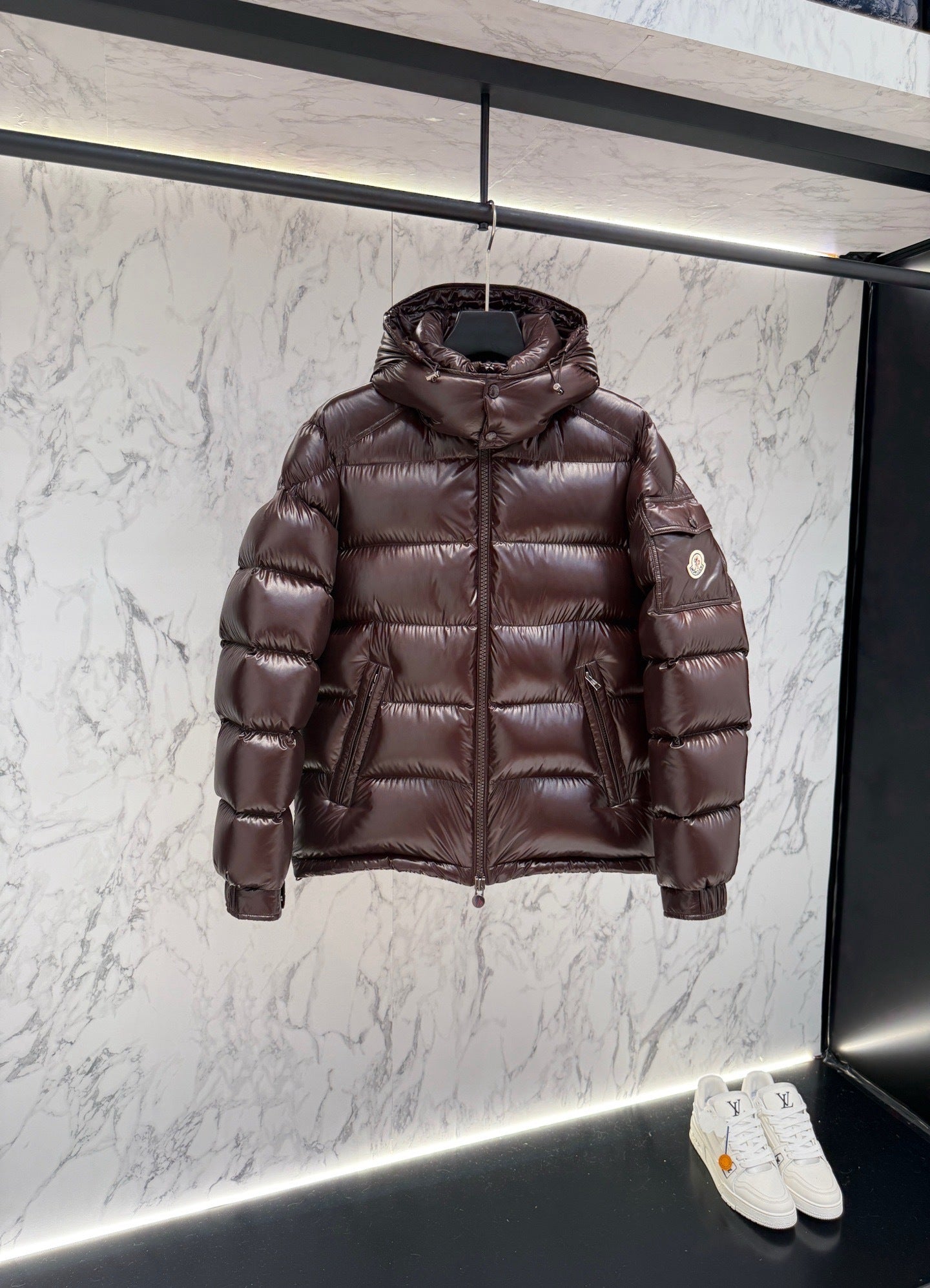 Doudoune Moncl’r Maya bordeaux   2025 95% 10/10