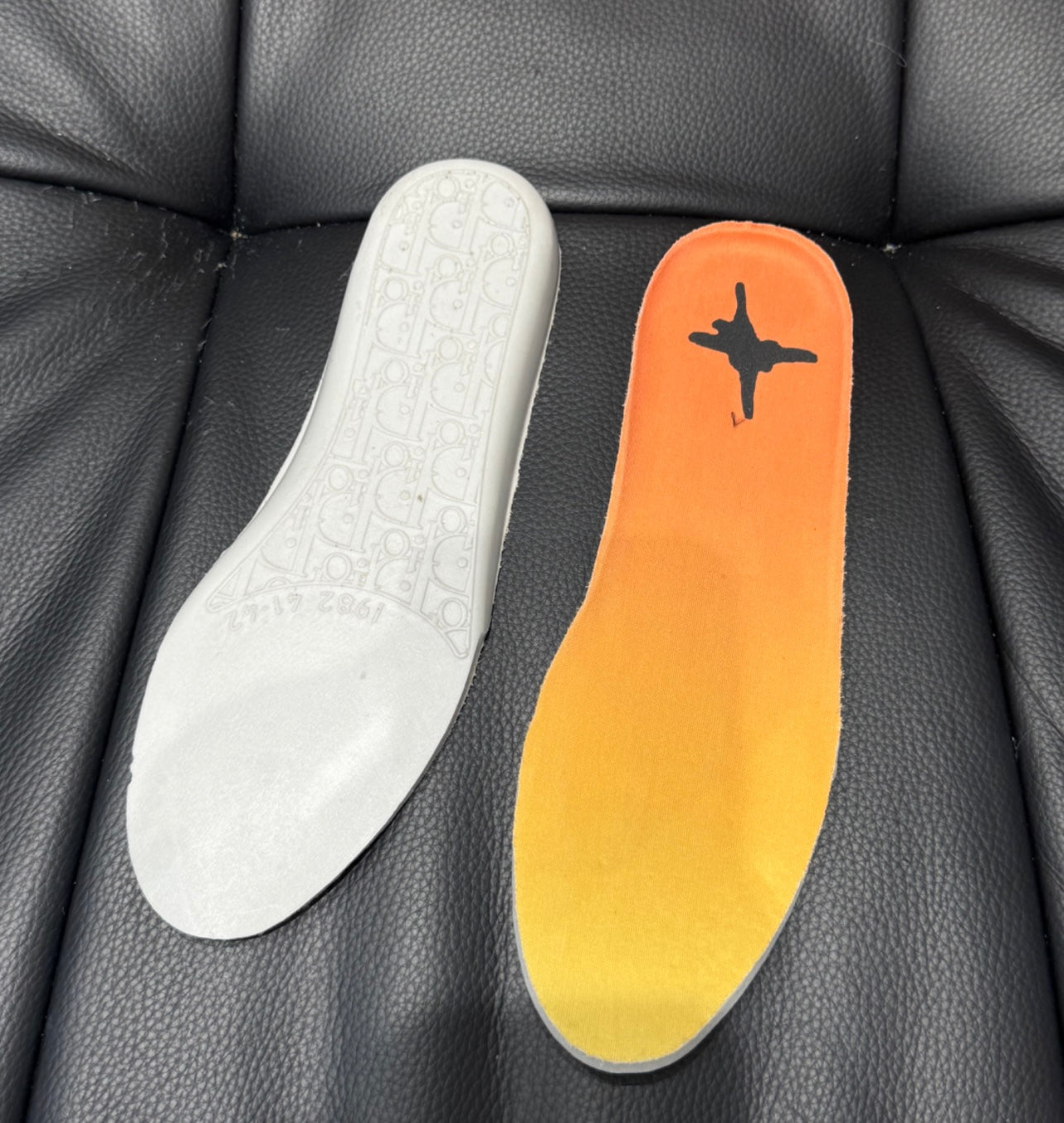 Sneaker B44 Blade DIOR AND LEWIS HAMILTON – ÉDITION LIMITÉE ET NUMÉROTÉE Maille technique orange gradient et tissu technique orange gradient