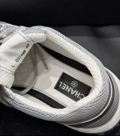 Sneakers Chanl ( EXCLU ) packaging complet facture