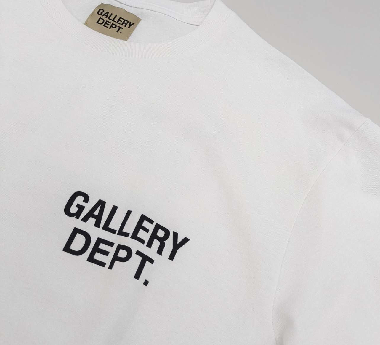 DEPT Gallery T-shirt
