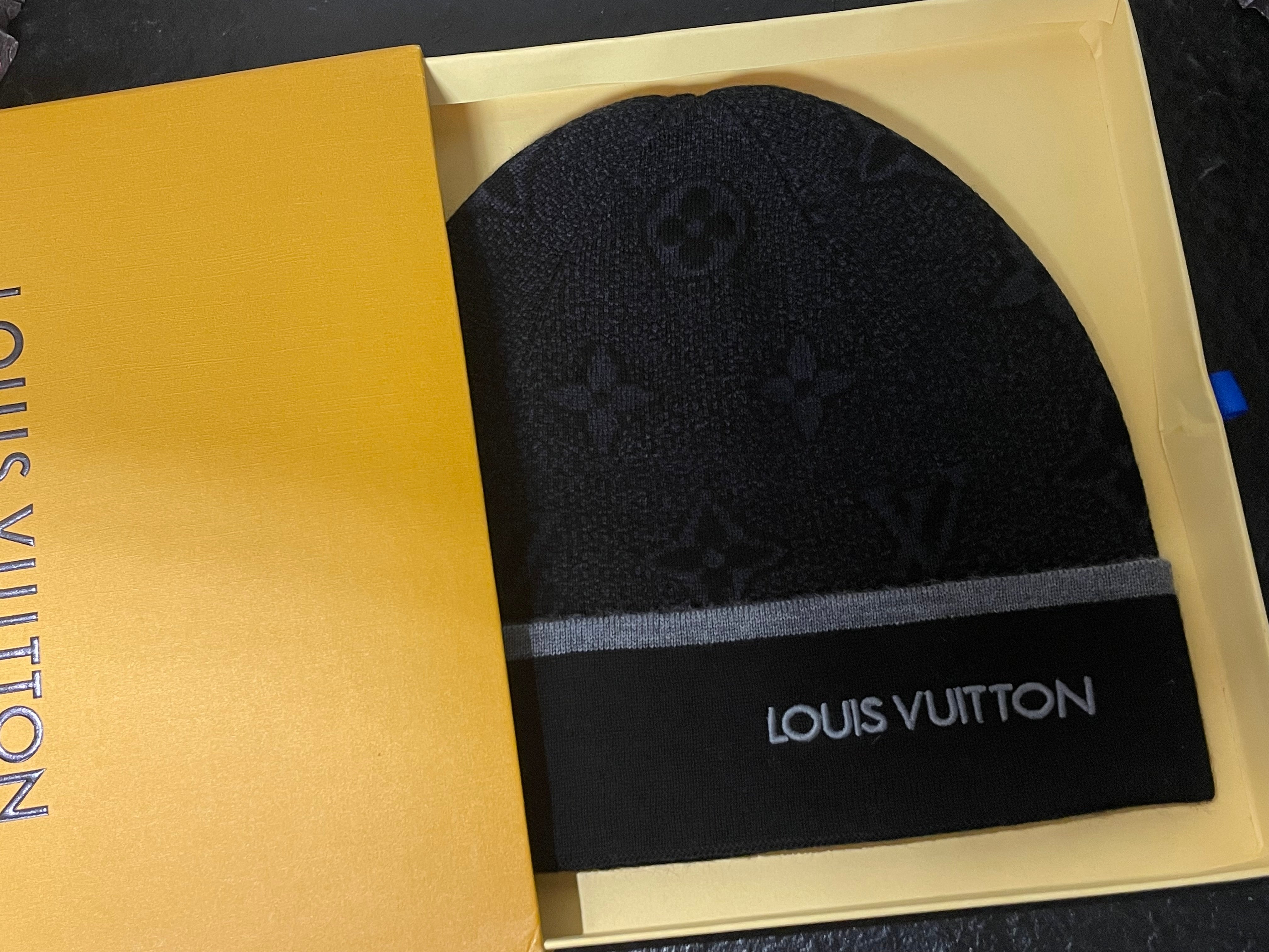 LV BLACK Beanie + RECEIPT