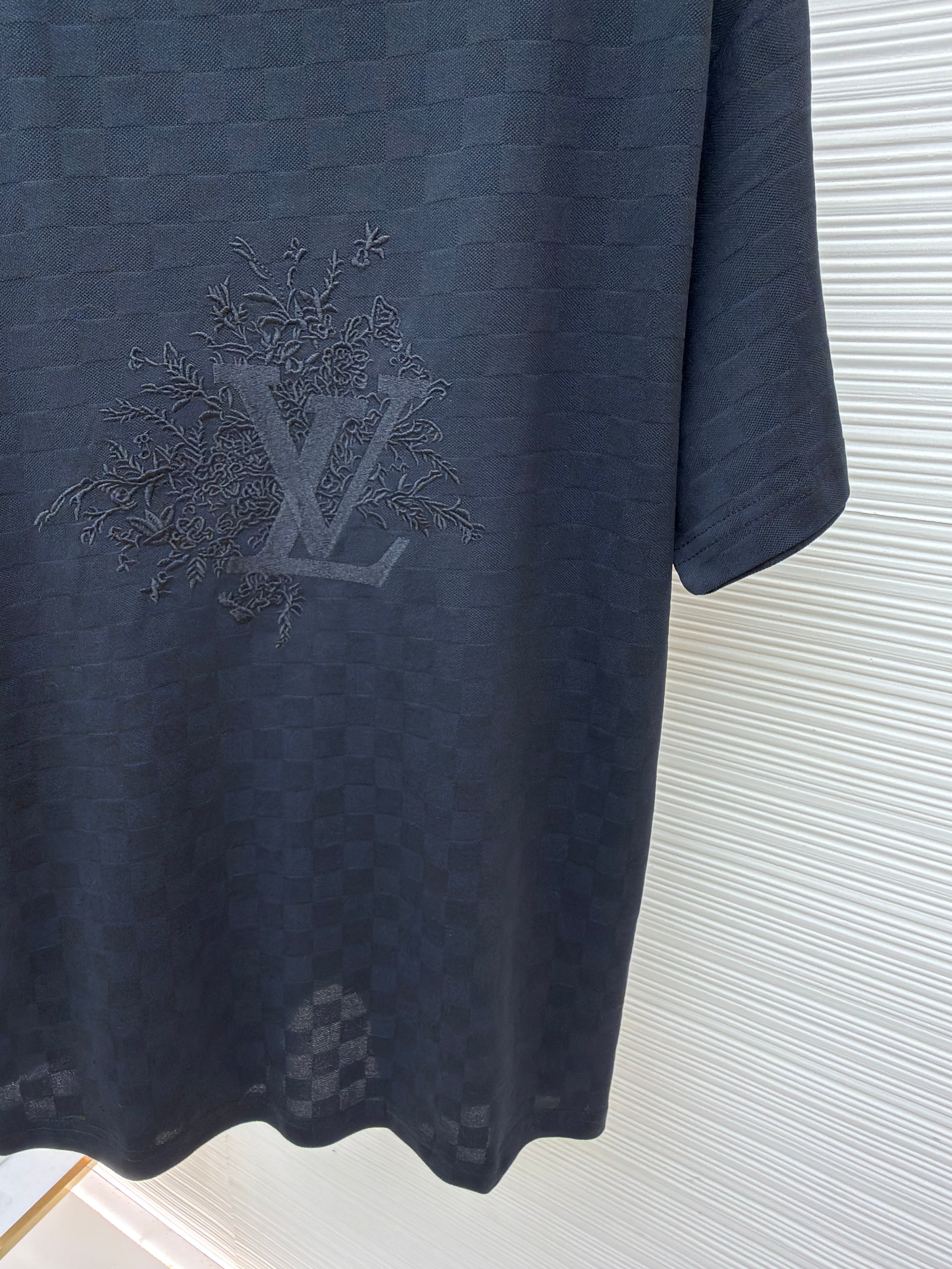 T shirt lv Teck 2026 10/10