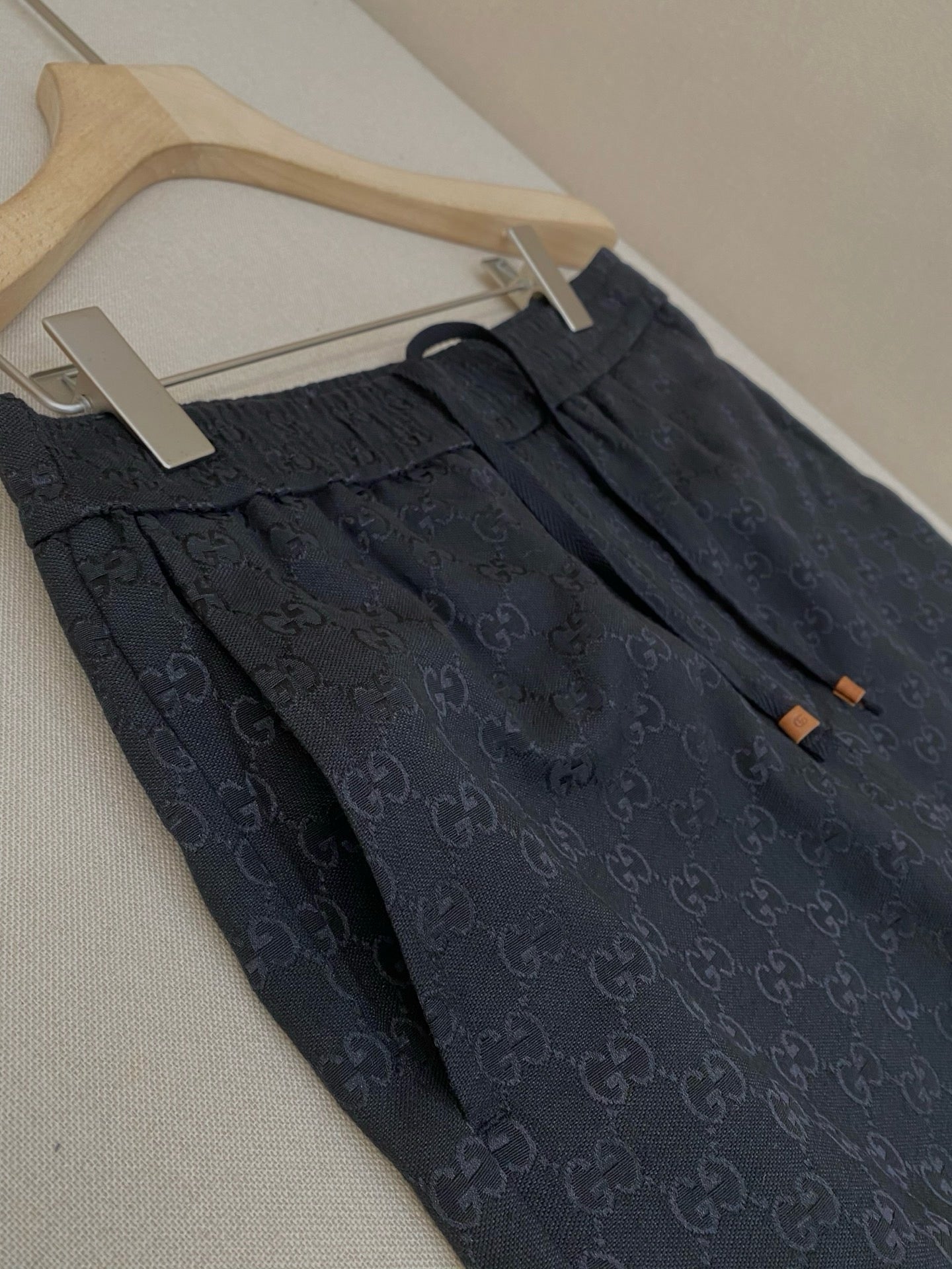 PANTALON EN TOILE DE COTON GG