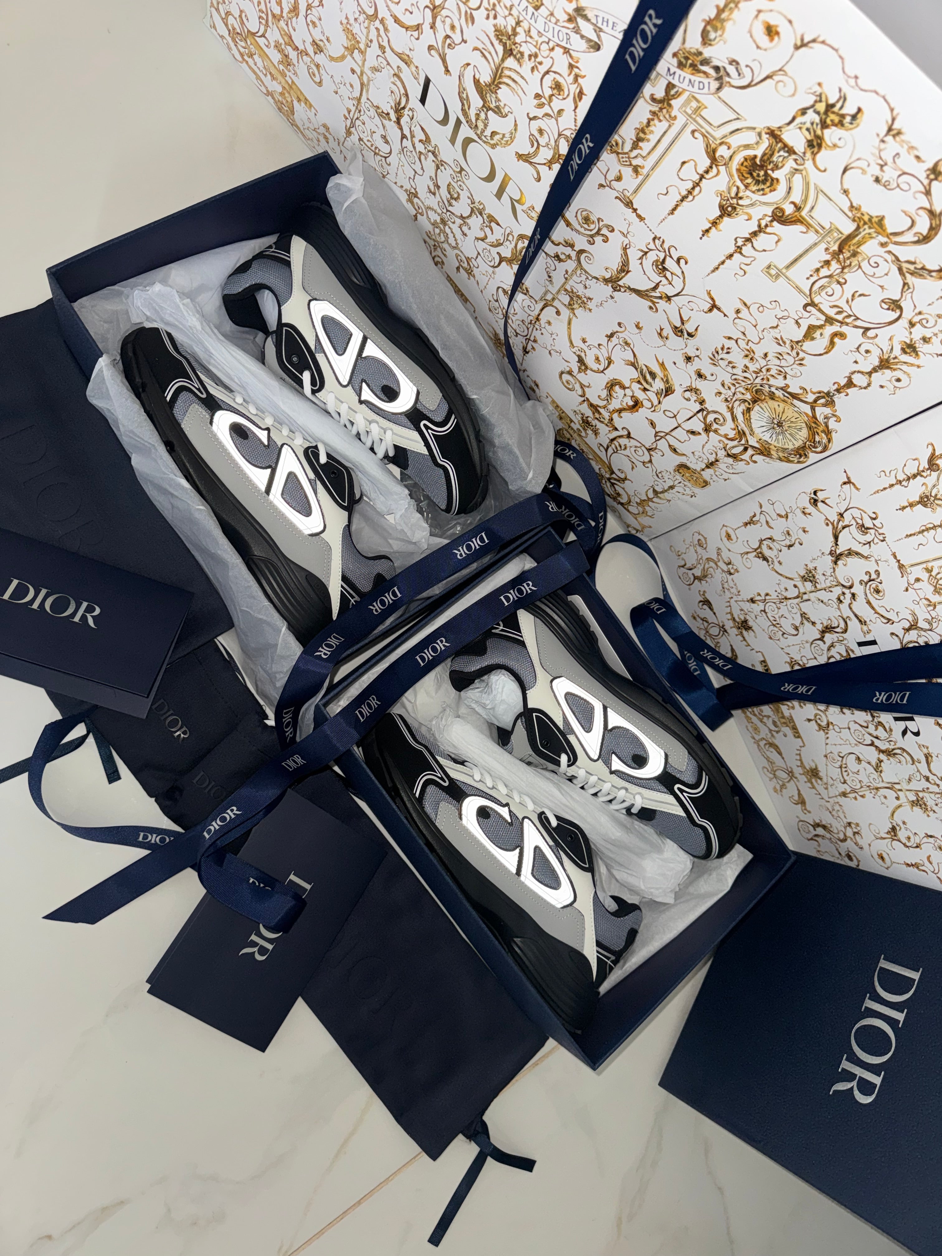 SNEAKERS B30 V3S VERSION BIEN LISSE GRIS BLANC RÉFLECTIVE RÉACTION CORRECTES   FACTURE PACKAGING COMPLET