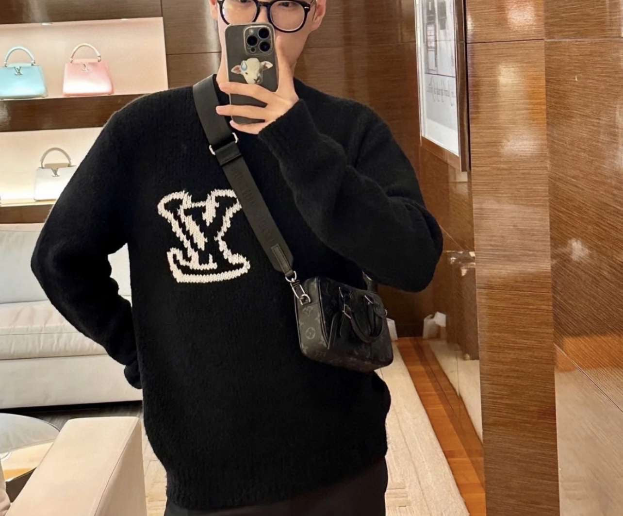 Pull  Lv  black facture 2023
