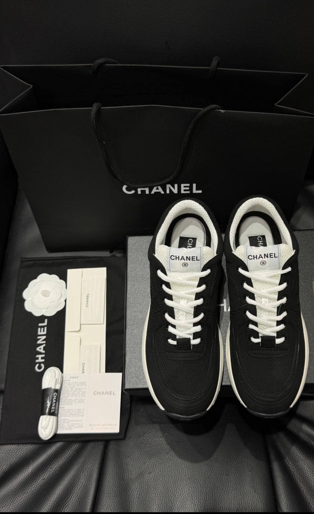Sneakers Chanl ( EXCLU ) packaging complet facture