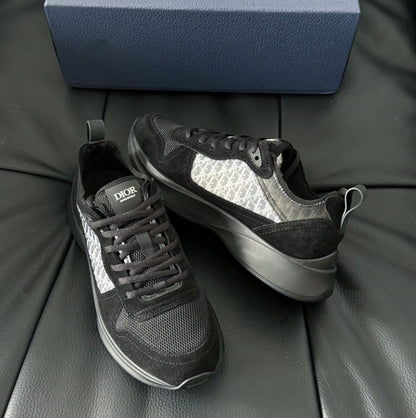 Sneakers B25 invoice