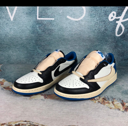AJ low travis flight club