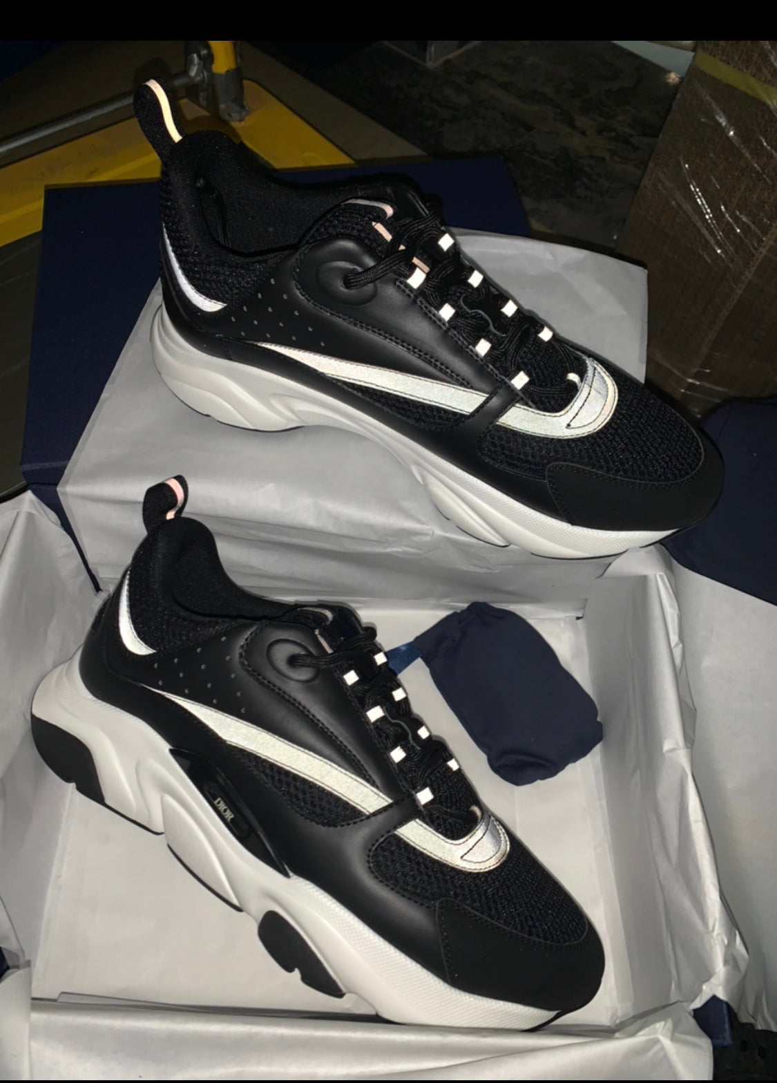 Sneakers b22 Schwarz-Weiß-Rechnung