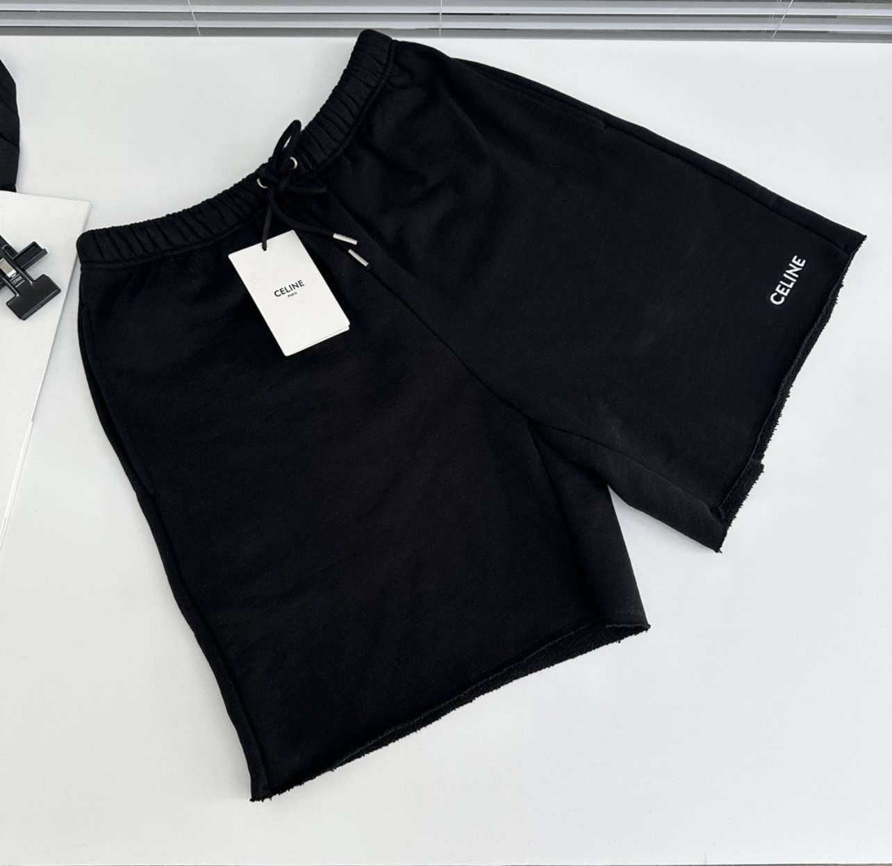 CLN schwarze Baumwollshorts