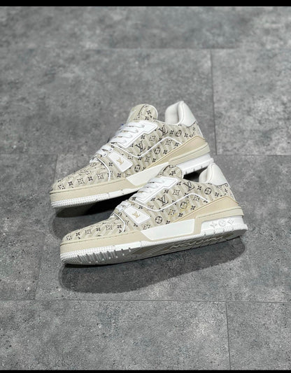 Sneakers Lv Trainers gris facture