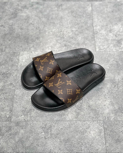 Lv mules water front invoice flip flops